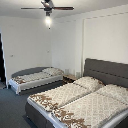 Penzion Vilo Bratislava Luaran gambar